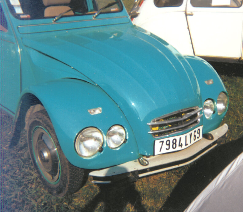 french-custom-2cv_front.jpg